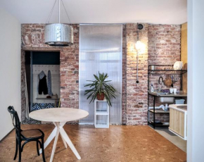 Unique design, hype location!, Riga